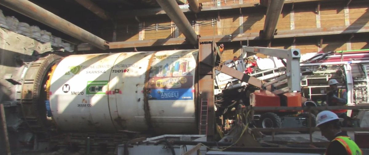 metrolosangeles's tweet photo. Video: here's what happening under Little Tokyo https://t.co/eGgyEUDqpf https://t.co/PzBMLLueQp