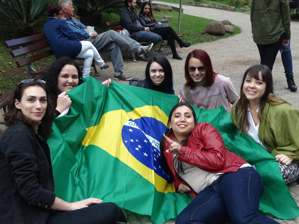 KingsSuburbiaBR's tweet photo. Agora chega de foto sofrida, aqui a gente tá o babado hahah, saudades cabelão 😍 #DreamMachineLATAMTour https://t.co/b7SvVUEkUZ