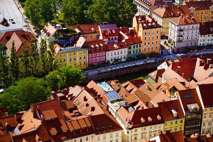 48 Hours Discovering the Best of #Ljubljana and #LakeBled #travel #ttot #Slovenia bit.ly/2opb1MK … bit.ly/2op5TYQ