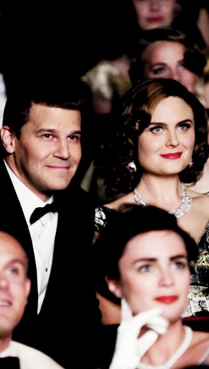 lockscreenbones's tweet image. 🌸 Brennan and Booth' lockscreen 🌸

please retweet if you save/use be honest 🙏