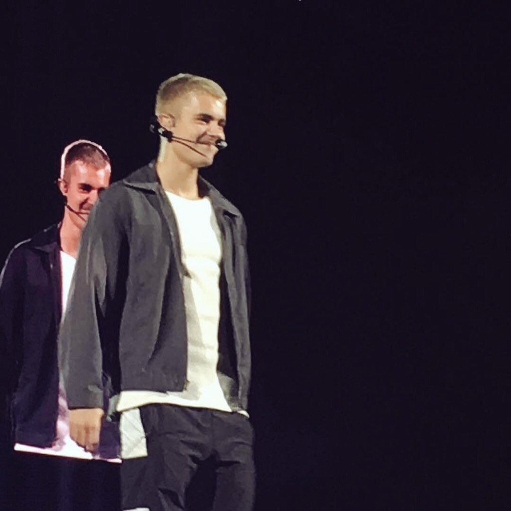 biebernovidade's tweet image. FOTOS do segundo show da PWT em São Paulo (02/04)
#PurposeTourSaoPaulo2