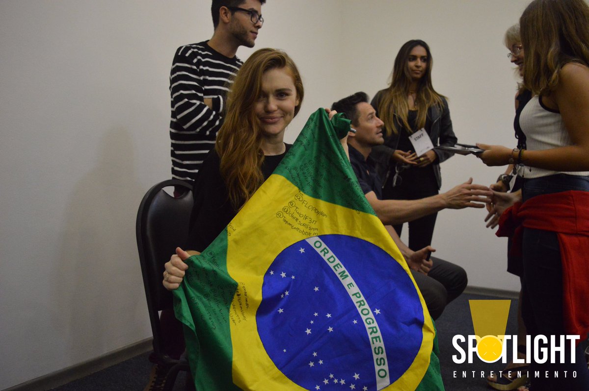 RodenBR's tweet photo. 📷: 01.04 | Holland na con no Rio de Janeiro! #DarkmoonReunion https://t.co/hwaFFBi1Ur