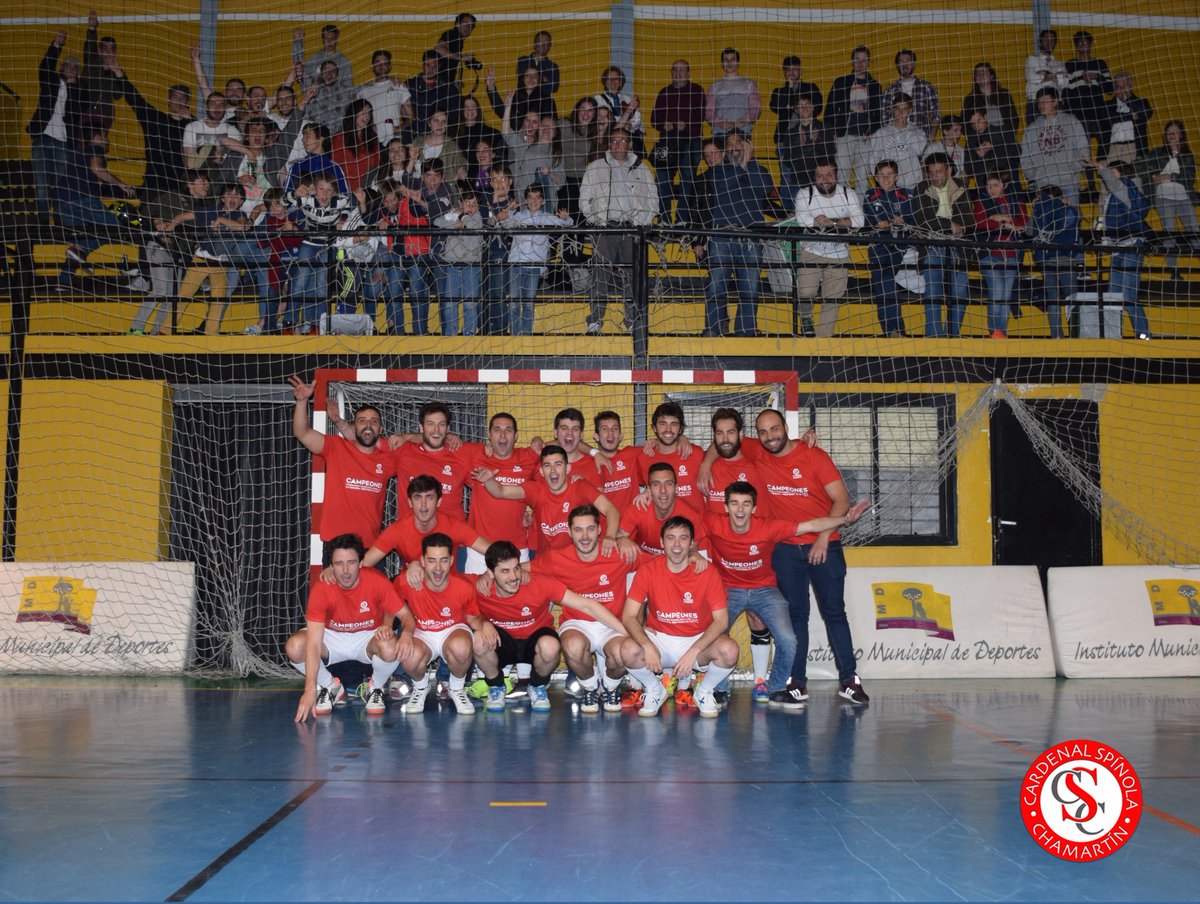Felices de celebrar el ascenso a 3ª división. Seguimos haciendo historia en nuestro Club. ¡ENHORABUENA CAMPEONES! #SomosPreferentes✌️⚽️