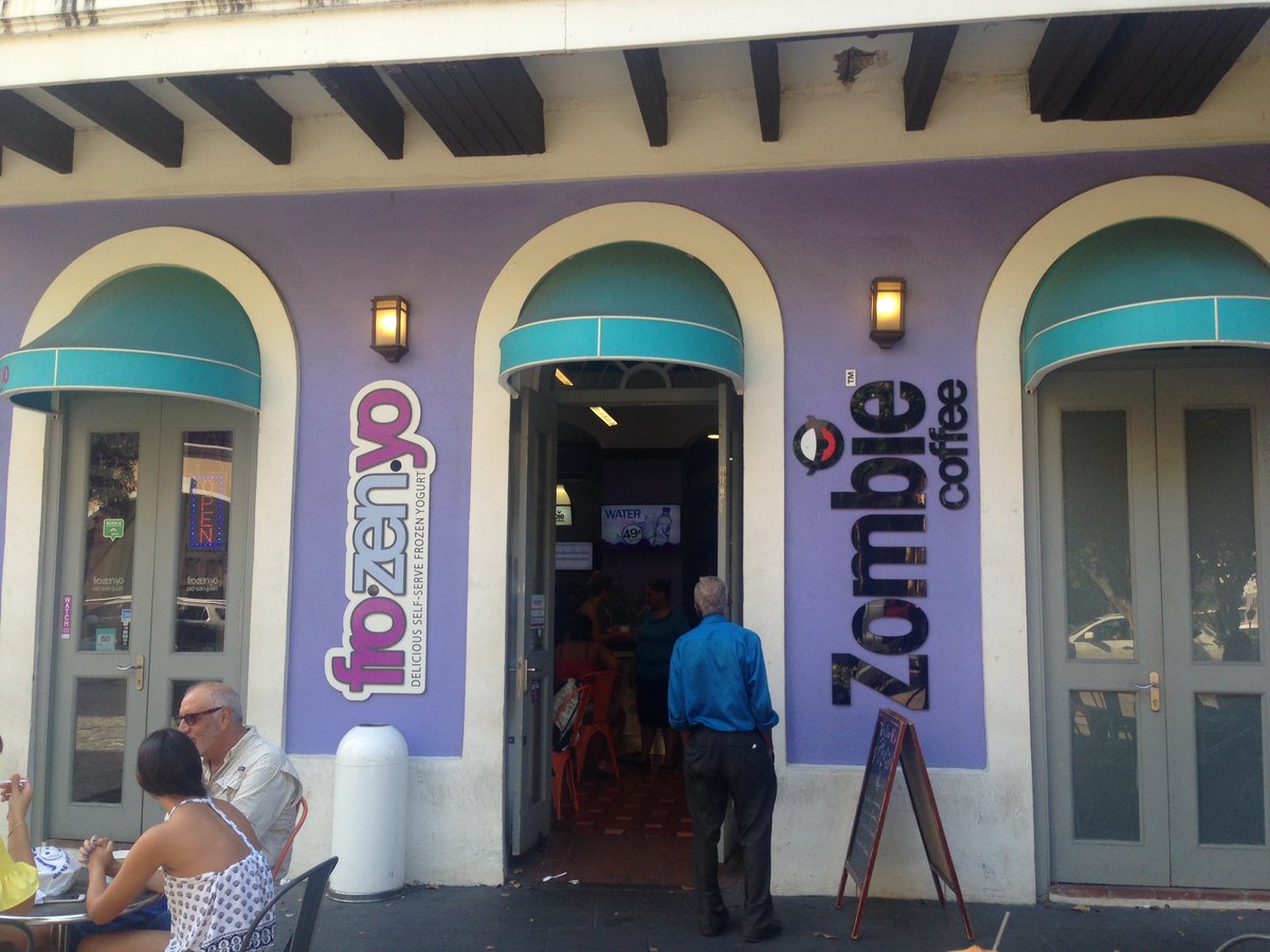 .<a href="/frozenyo/">FROZENYO</a> closed the shop at Metro Center, so I had to go all the way to Puerto Rico to get my fix.