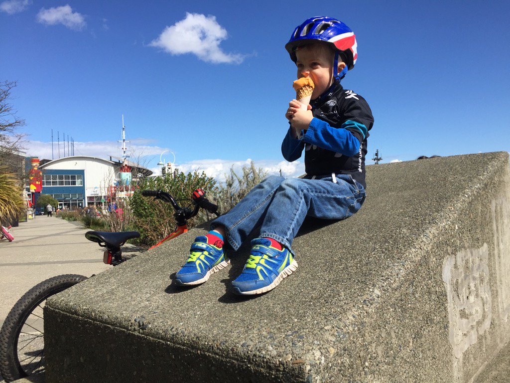 Little Ring tweet media