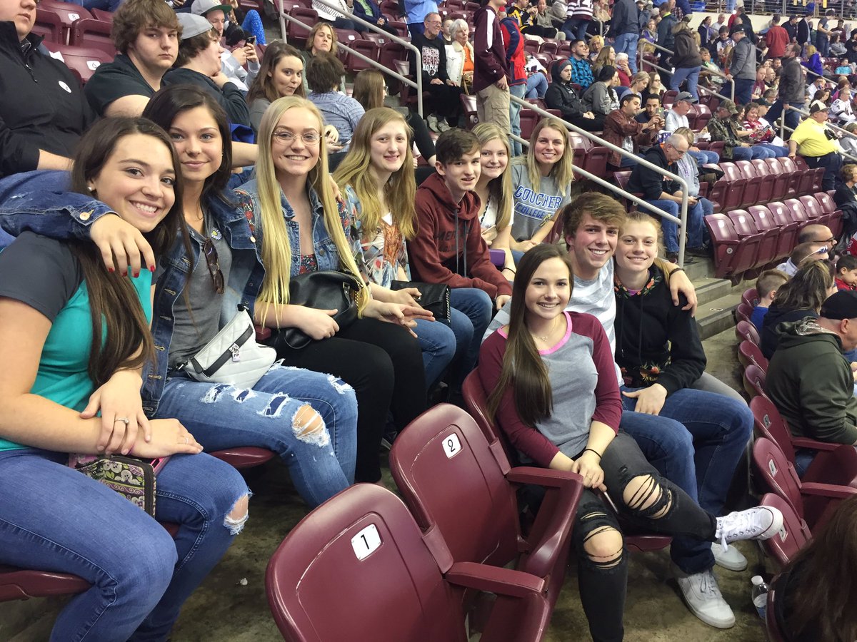 UDAFBLA's tweet photo. UDA FBLA enjoying the Bears game. #UDAProud #PAFBLA17 #states https://t.co/svxePq9ciG