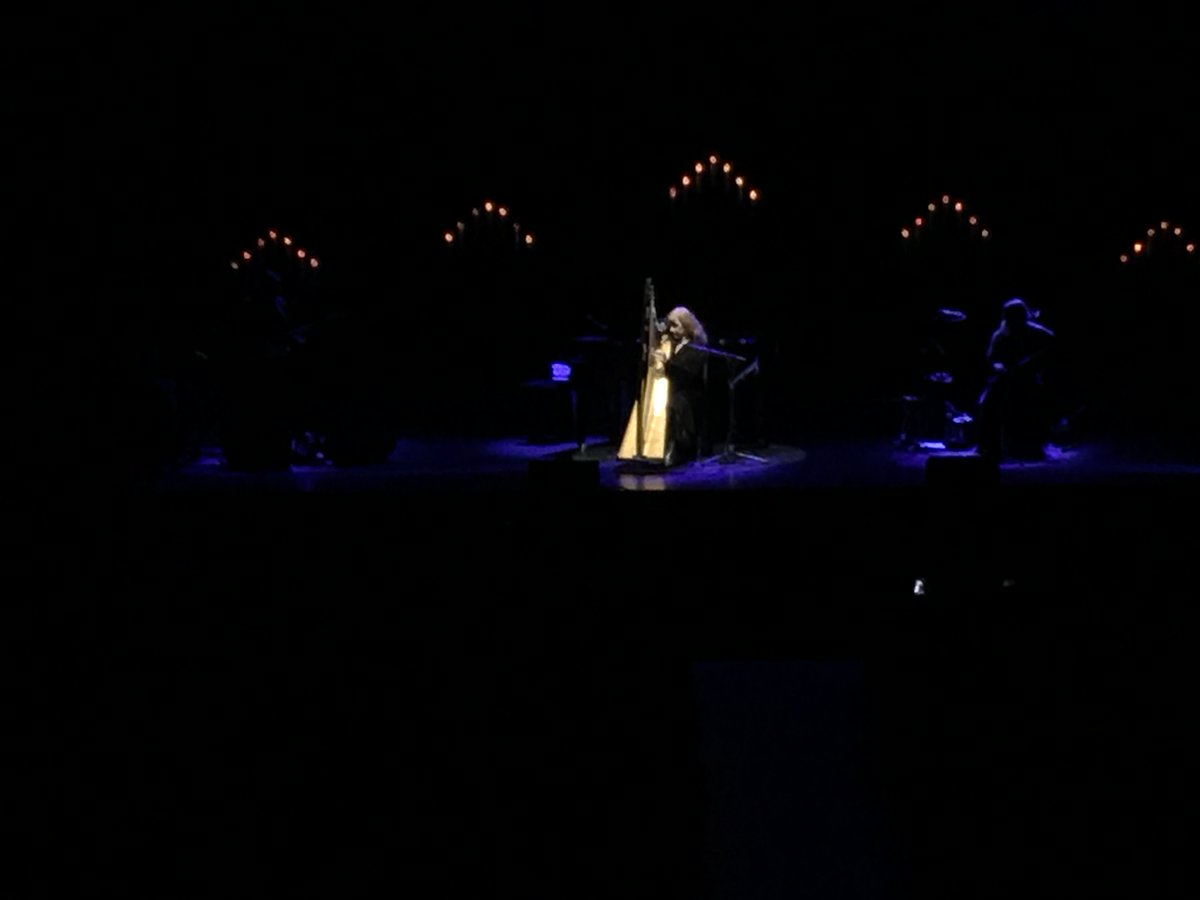 Floradine_S's tweet photo. #LoreenaMcKennitt #Berlin https://t.co/ePLExjlVgl