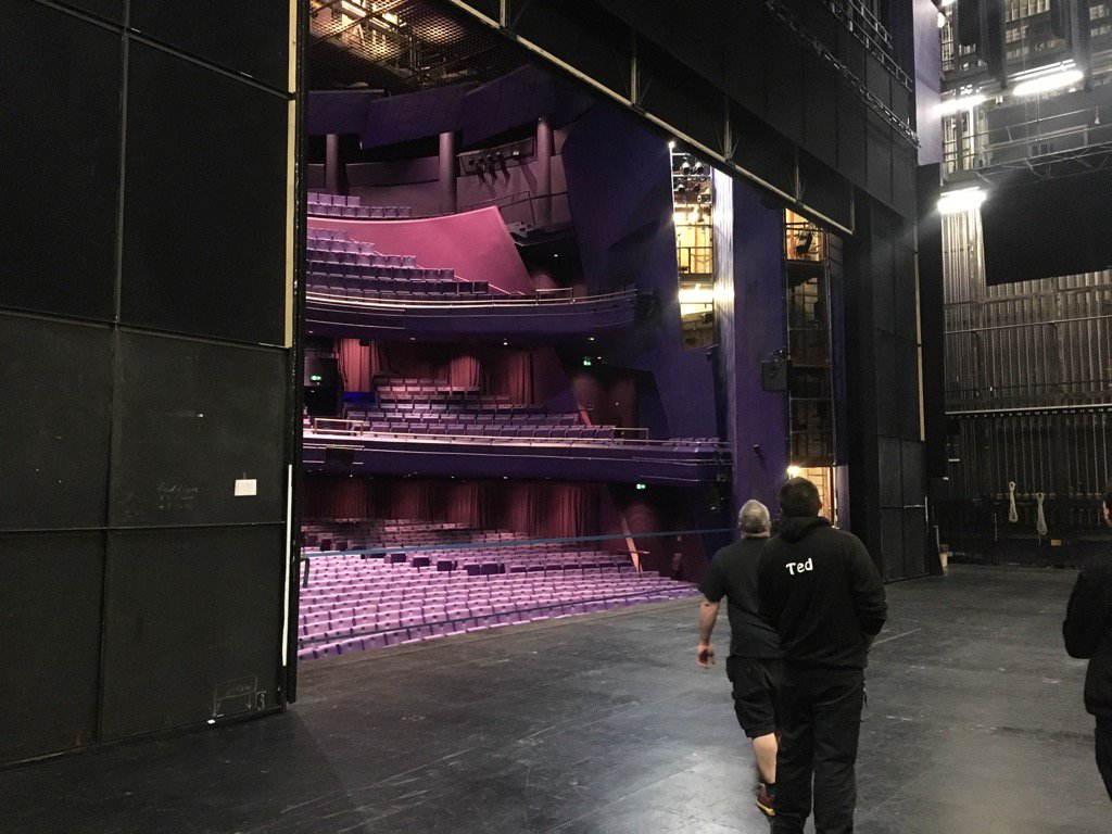SandbachTech's tweet photo. Top day at @The_Lowry for @NTConnections. Thanks Dave for the tour!! #whatwouldyoucut https://t.co/UoIOxGV6eT