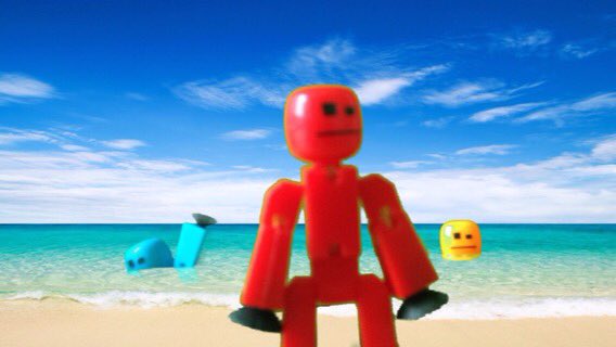 Stikbot1's tweet photo. A Stikbot Day at the Beach #Stikbot https://t.co/9aw5T7IL5J