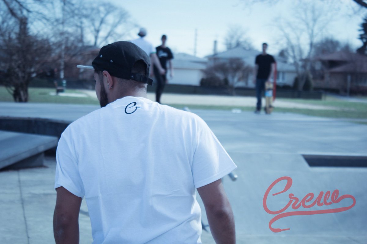 CrewClothingCo's tweet photo. Crew Skatepark Shoot 📸 #CrewForTheCrew #Skate #Chicago #Streetwear #CrewLove #Fashion #Photography #Urbanfashion https://t.co/JbI8lBWX8k