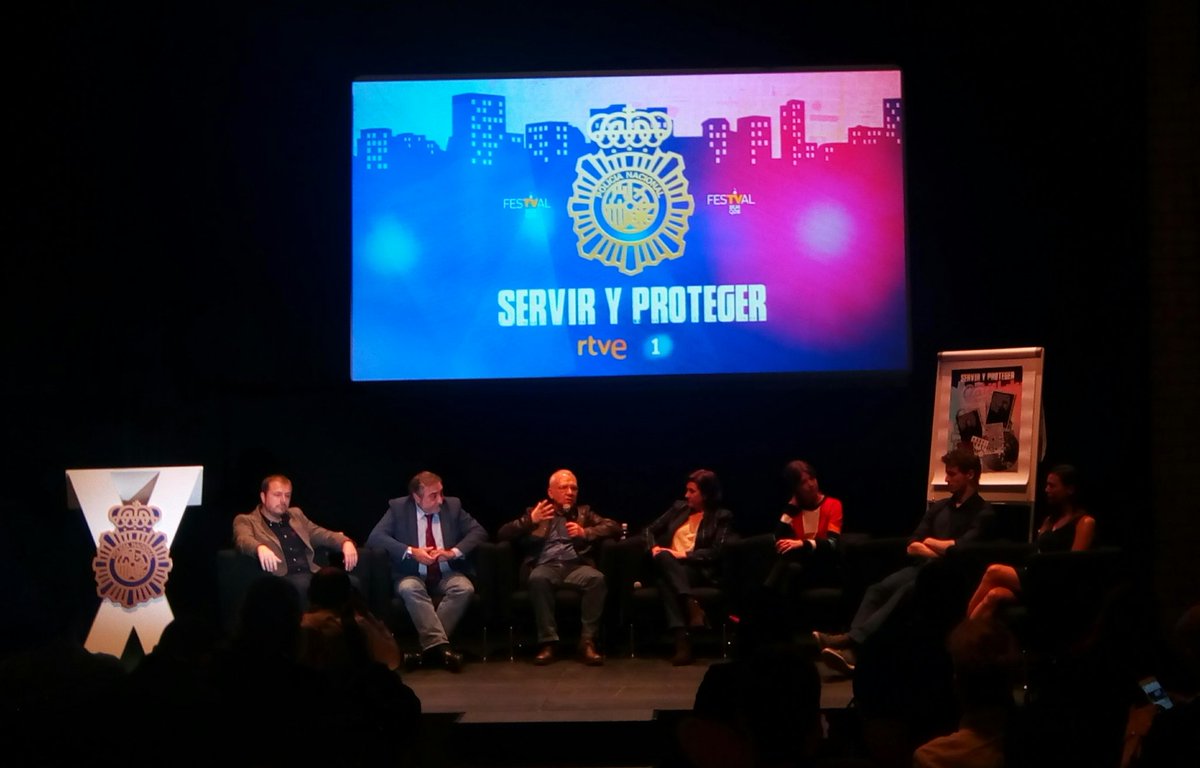 TheLifeCalling's tweet photo. Muy pronto os hablaremos de "Servir y Proteger", la nueva serie de @rtve. #serviryproteger https://t.co/A4TVEU283V