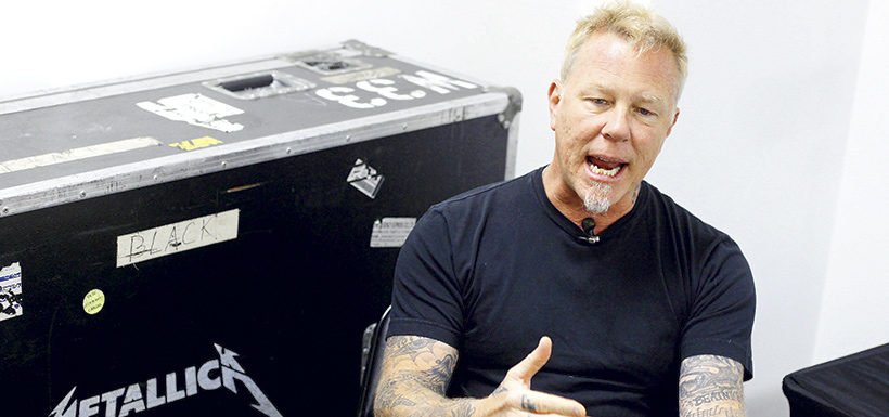 latercera's tweet photo. James Hetfield, líder de Metallica: “Yo jamás habría ido a un showde Metallica con mi padre o mi madre” https://t.co/CEQALPm14k https://t.co/HUMtT2v8iS