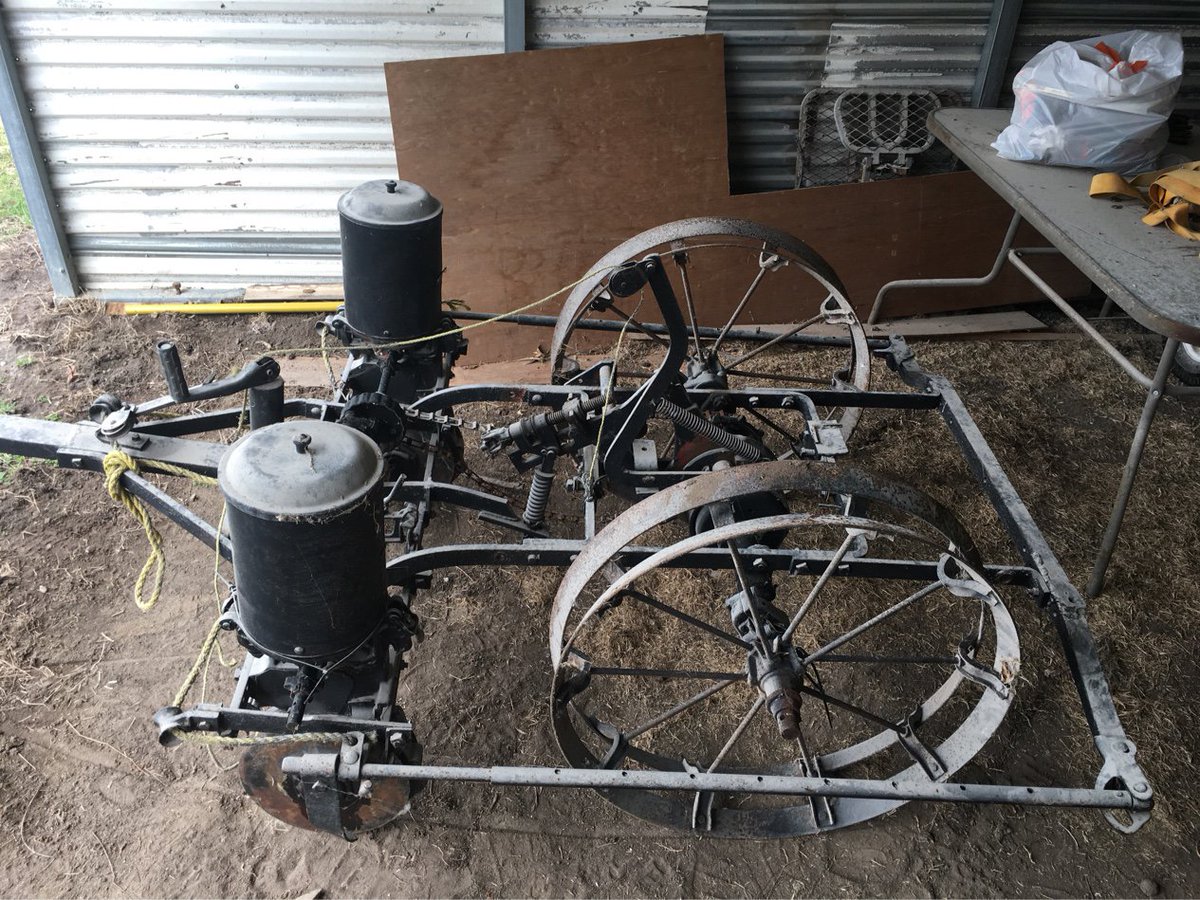 Showmeag's tweet image. Things sure have changed since this model was new. #showmeag #agriculture #itsgrotime #corn #farming