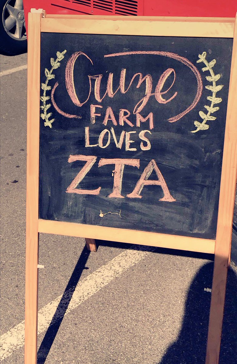 UTK Zeta Tau Alpha tweet media