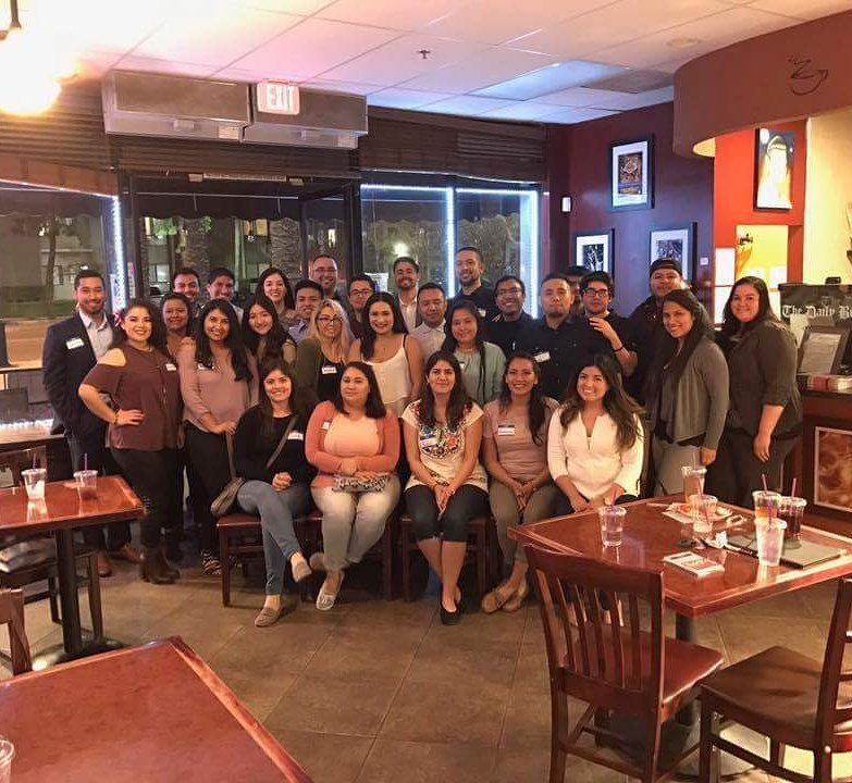 lsbaalumni's tweet photo. DH Alumni showing up to the ULS Alumni Mixer #LSBAAlumni #LSBAA https://t.co/FEFBWMOmLb