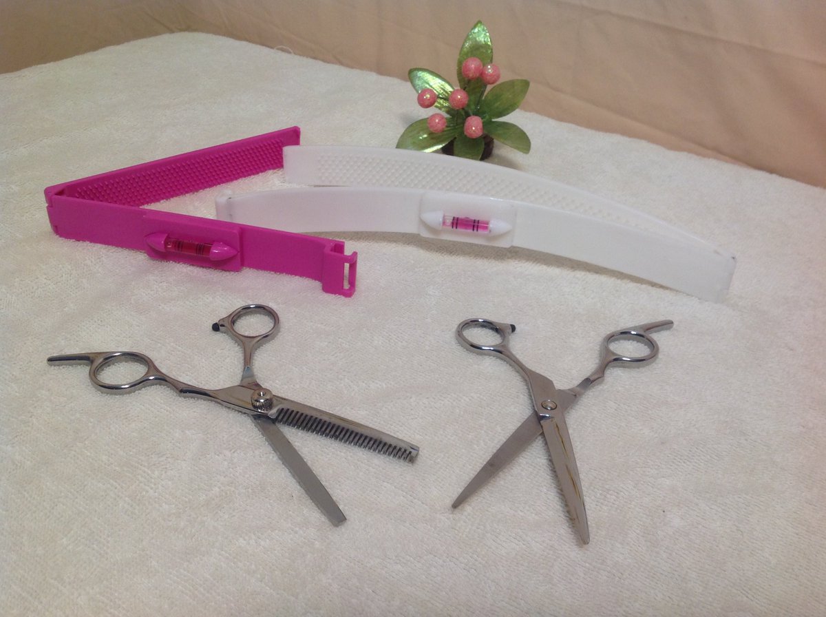 sunflowermaggie's tweet photo. Must have DIY scissors set with super helpful clips! #Bellesentials
https://t.co/in9e5ULpgC https://t.co/nhzZLptsDr