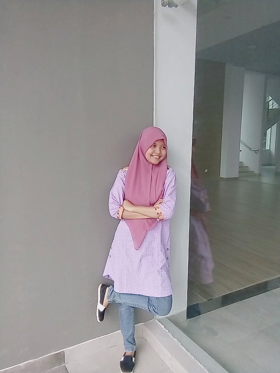 SerdiyahM's tweet photo. #nocaption 😄😀
#tetapatersenyum 😉
@unneskonservasi https://t.co/EHmtWBIlDx