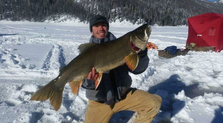 Got2Hunt2's tweet photo. A friend sent me this to tease me!! Caught ice fishing on Chambers Lake earlier this year!! 😡Ice fishing is so fun, and what a beast! https://t.co/FbS8sxYao1