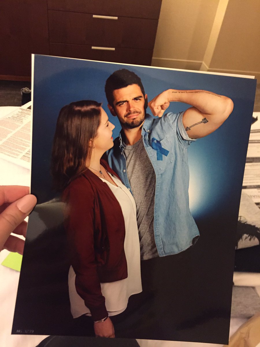 natasja301's tweet photo. Chris: "uhm it looks like you are staring at a wall" "oh sorry, just distracted by his muscles" 😏@CreationEnt @MicahJoeParker https://t.co/9uEl7I6zl0
