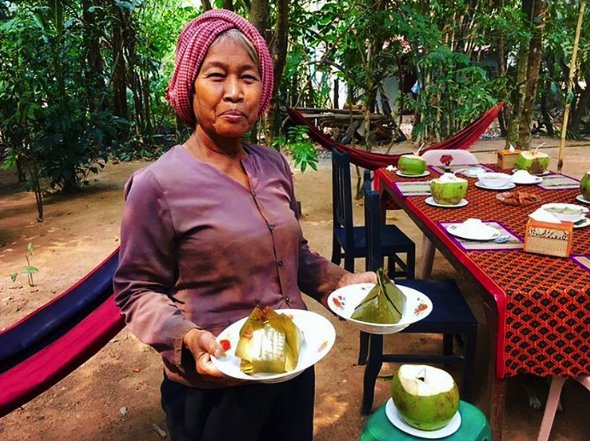 SGHiddenGems's tweet image. Lunch in #Angkok #Cambodia. IG: solidarasia - Teaching In Thailand: A Practical System - amzn.to/2mzJQAH