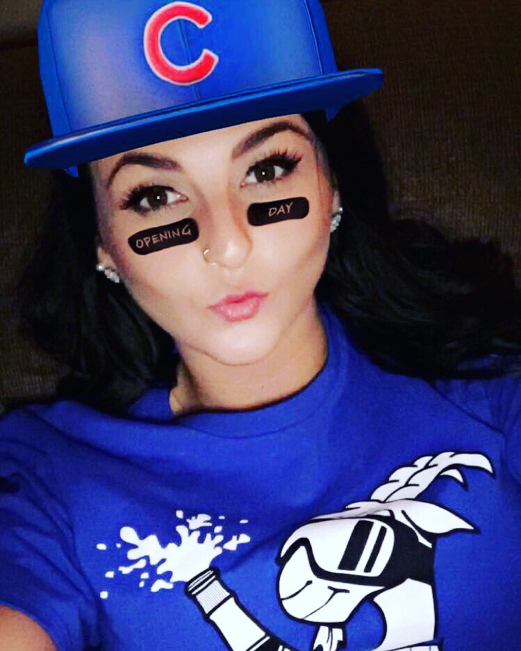 hhhwhitney's tweet photo. #Bryzzo #WePutTheDingInDinger #OpeningDay #GoCubsGo https://t.co/8RMt2mlqGO