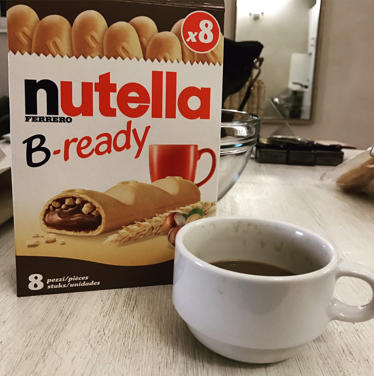 AWcreativedesk's tweet photo. Creative breakfast of champions. Ready for #bcbf2017 https://t.co/OTdNwoxY4A