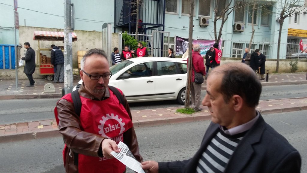 Taşeron emek hırsızlığıdır, taşeron çalıştırmaya #HAYIR 
Başkanlık sistemi mi, taşerona kadro mu?
@taseronisci_ <a href="/DevrimciSaglik/">Devrimci Sağlık İş</a>