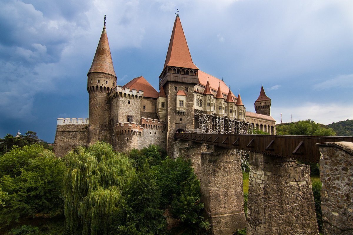 Romanian_Tours's tweet photo. DRACULA TOUR
#privatetours #travel #holiday #vacation #amazing #Romania #Dracula
Plan your trip with https://t.co/IZC3kCeloU https://t.co/9yjMsXZvel