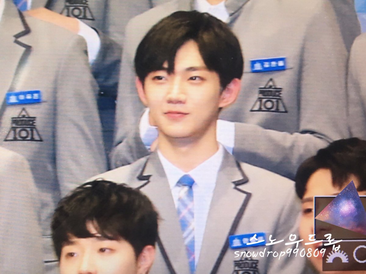 snowdrop_ahs's tweet photo. 170403 여의도 제작발표회 preview #프로듀스101 #PRODUCE101 #형섭  #안형섭  😗😗😗😗😗 https://t.co/PdFtnF8uNm
