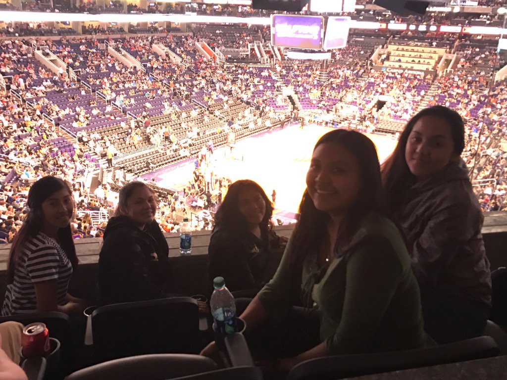 SaltRiverAD's tweet photo. Thank you Casino Arizona for providing SRHS girls basketball the Suns suite for tonight's game! https://t.co/Z3kjCHMwOz
