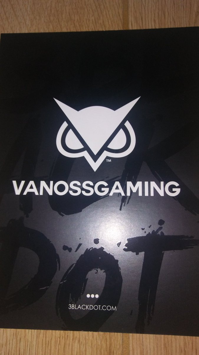 DookieTheBrownz's tweet photo. Going strong! @VanossGaming #JetPak #3BlackDot https://t.co/WC5T6QnKrh