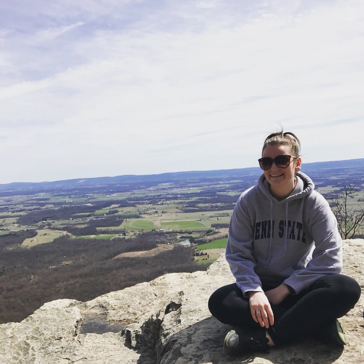 krystalkenlan's tweet photo. Another strong day in the books! #flatrock #coloneldenningstatepark #livewellfx https://t.co/oqSv6BonP8