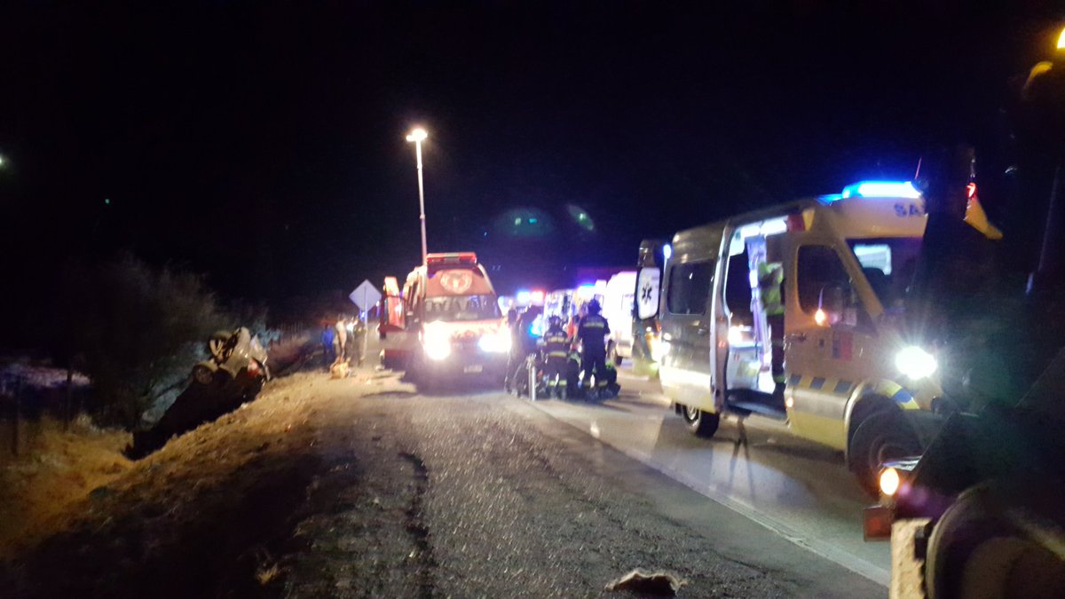 1ra_CBTT's tweet photo. @1ra_CBTT trabajo en volcamiento de vehiculo menor con multiples lesionados 2 7-3 en el lugar, Ruta 5 norte km 47.
@GrupoWurtlitzer @red https://t.co/tId1dV5S3l