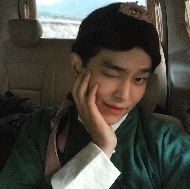 kyunsangarchive's tweet photo. my princess 👸 https://t.co/P8aUE4TSM6