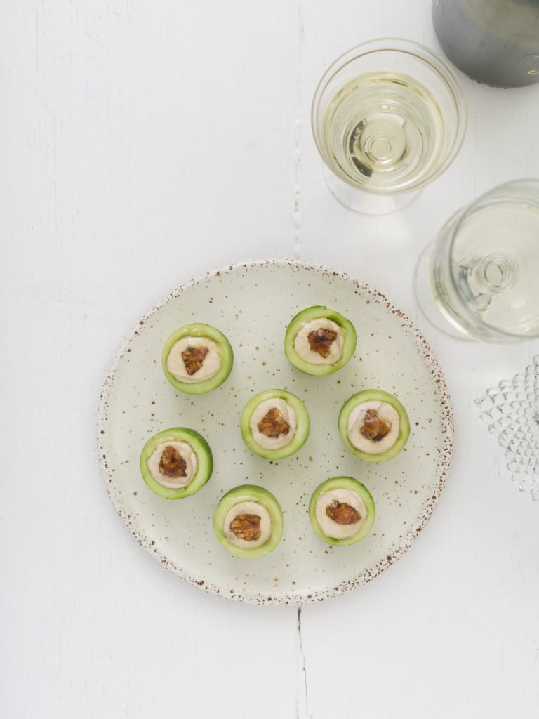 VueBennett's tweet image. Cucumber, candied walnut and apple jelly makes a refreshing trio for a delicious dessert: bit.ly/2iWFWOg @MieleAustralia
