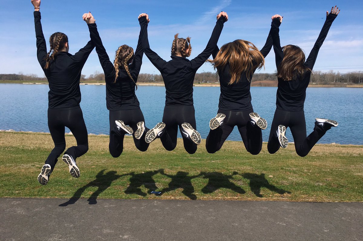 shaneerah's tweet photo. Thanks to my amazing teammates for an amazing senior year season! I couldn't think of a better way to end my 13-year skating career!💙 https://t.co/wd5oBgrIYL