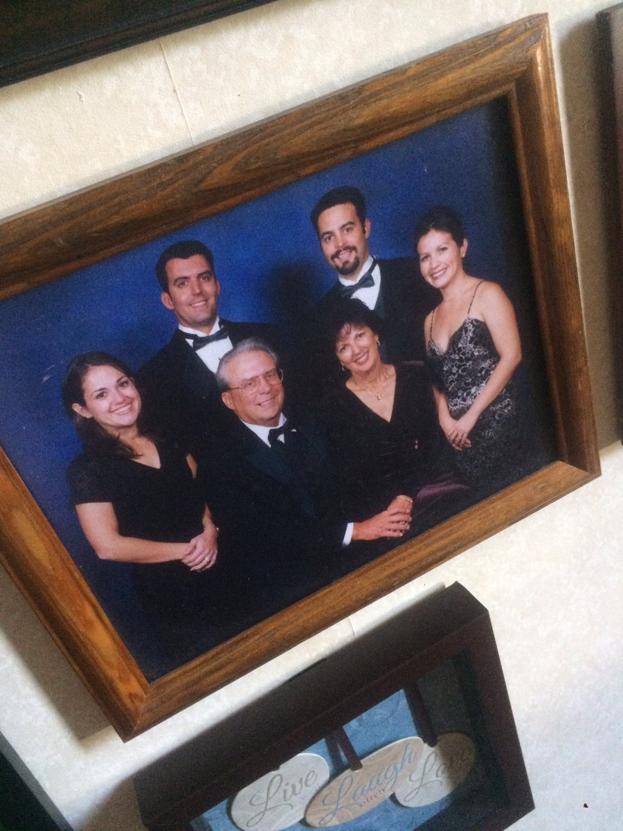 Peacewill27's tweet photo. Rest easy Tim Black, you really had a beautiful life #PapaTim https://t.co/fGMBWVxtGq
