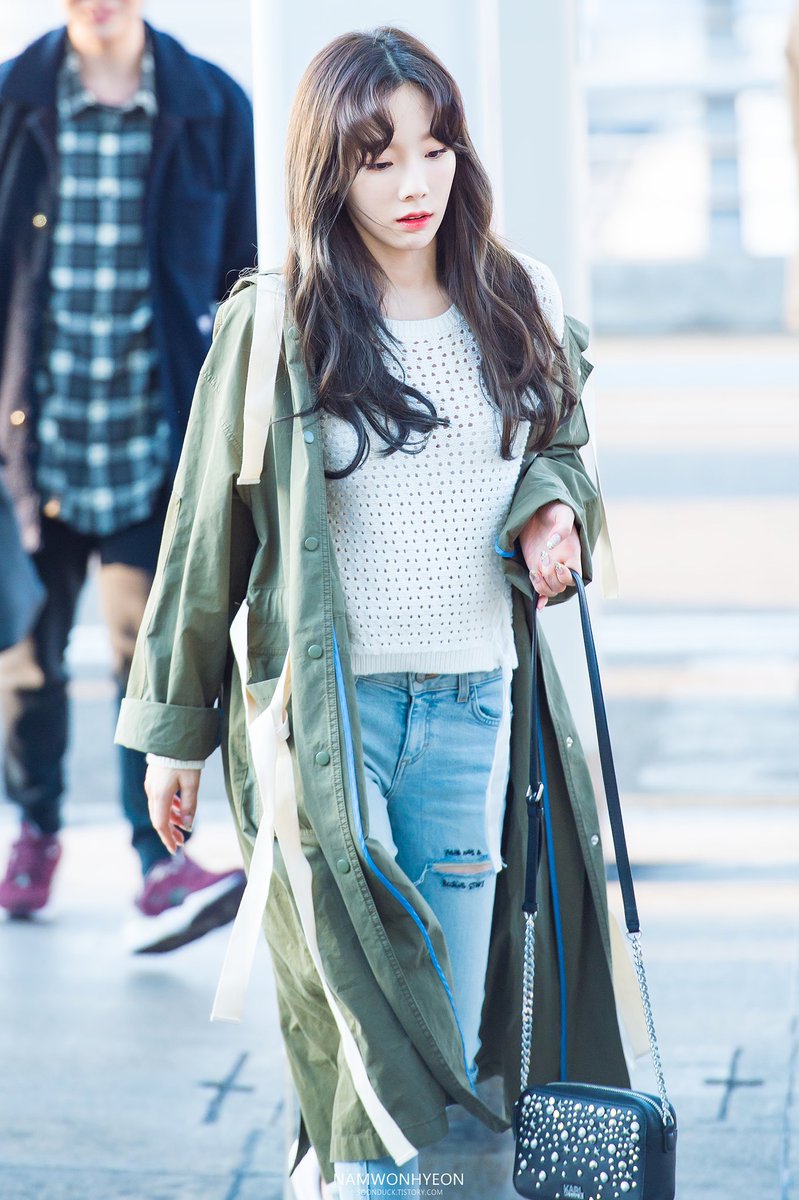 nwh_official's tweet photo. 170401 소녀시대 태연 인천공항 출국 3pic photo by 남원현

순덕스튜디오  https://t.co/iaYcgsSTiF

#SNSD #taeyeon #탱구 https://t.co/muAQkSaCeJ
