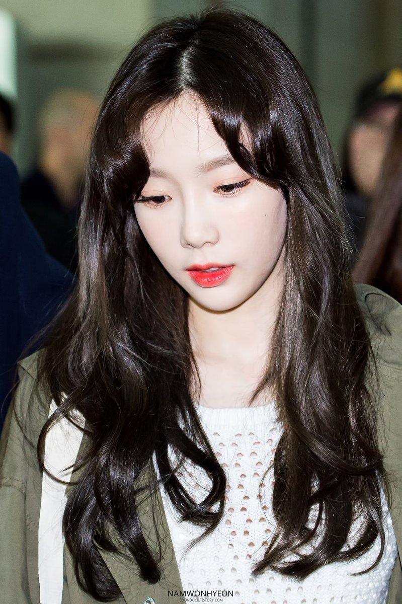 nwh_official's tweet photo. 170401 소녀시대 태연 인천공항 출국 3pic photo by 남원현

순덕스튜디오  https://t.co/iaYcgsSTiF

#SNSD #taeyeon #탱구 https://t.co/muAQkSaCeJ