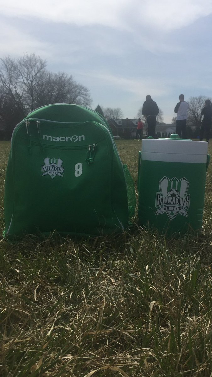 LennoxJG's tweet photo. Learned about @thekoolercom today at our soccer clinic! Big hit! Great design. We want some like this one how can @GallaDevs get the hook up https://t.co/9xRYPjRz4G