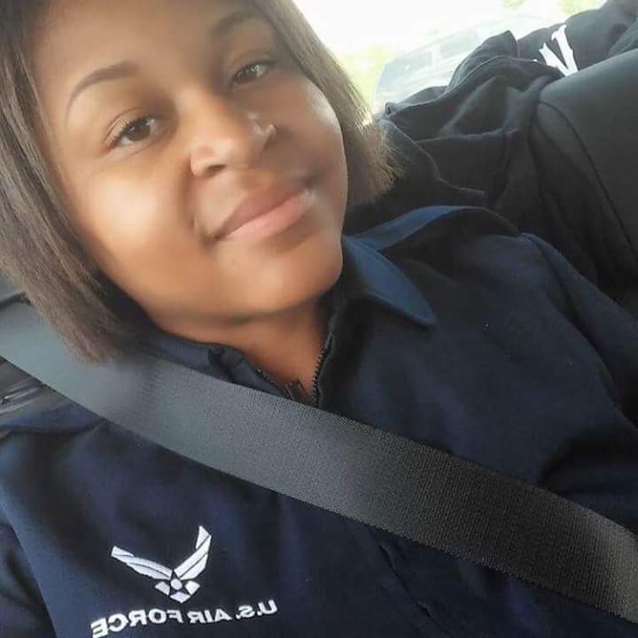 shareefellis's tweet photo. Isn't my my big sister Aaliyah beautiful https://t.co/Gp1mAYT1EF