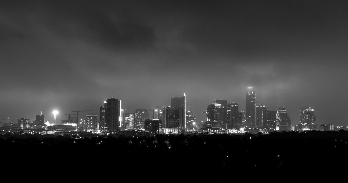 cvsherman's tweet photo. Good night, Austin. https://t.co/ClRvL9YWBO