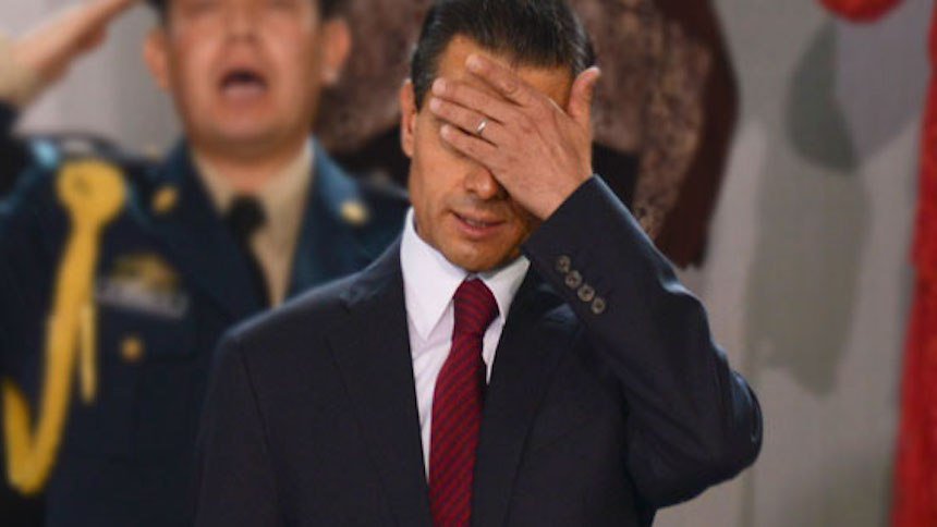 epigmenioibarra's tweet photo. El presidente no es un semidios, es un servidor público
Si no cumple, lo debemos despedir
#JuicioACalderonyPeña https://t.co/6Ax7ym9gnc