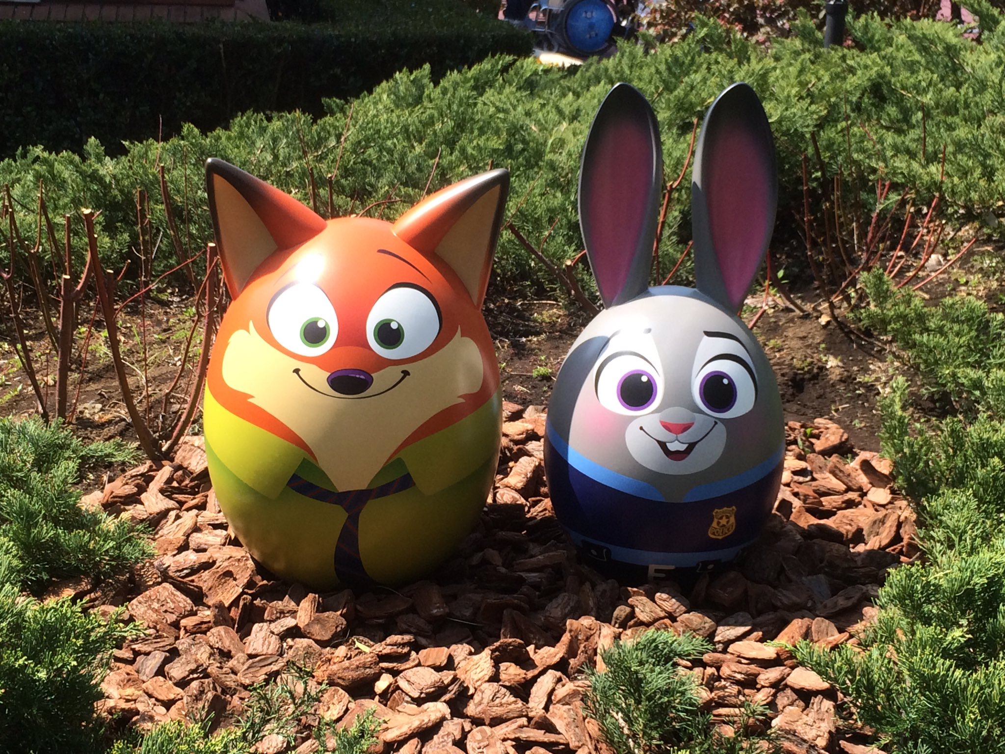 シネマトゥデイ スタッフ No Twitter イースターといえば うさぎ ディズニー映画でうさぎといえば ズートピア のジュディ キャラクターエッグ化したジュディとニック T Co 6chgribwfg Twitter