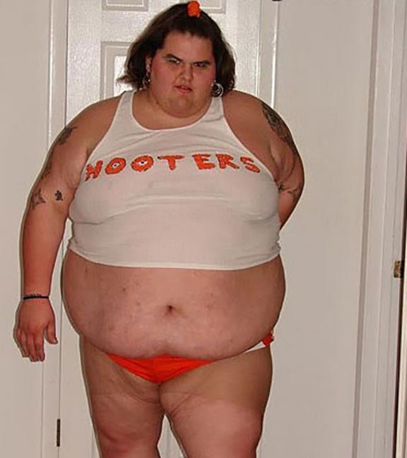 retweet &amp; like within 5 minuted or this creature will finger you