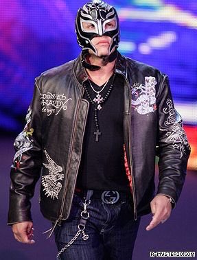 Shtreetwear's tweet photo. Rey Mysterio most flexed out wrestler in the game https://t.co/NFEQd22nwU