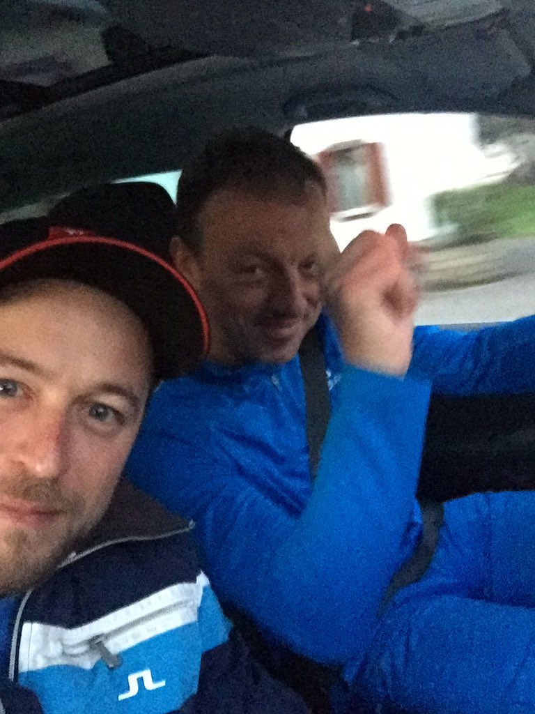 CollaudRomain's tweet photo. Alors avec Didier on vient volontiers goûter ta vacherin @PierreMauron @DidierCastella https://t.co/G31F3vrBKO