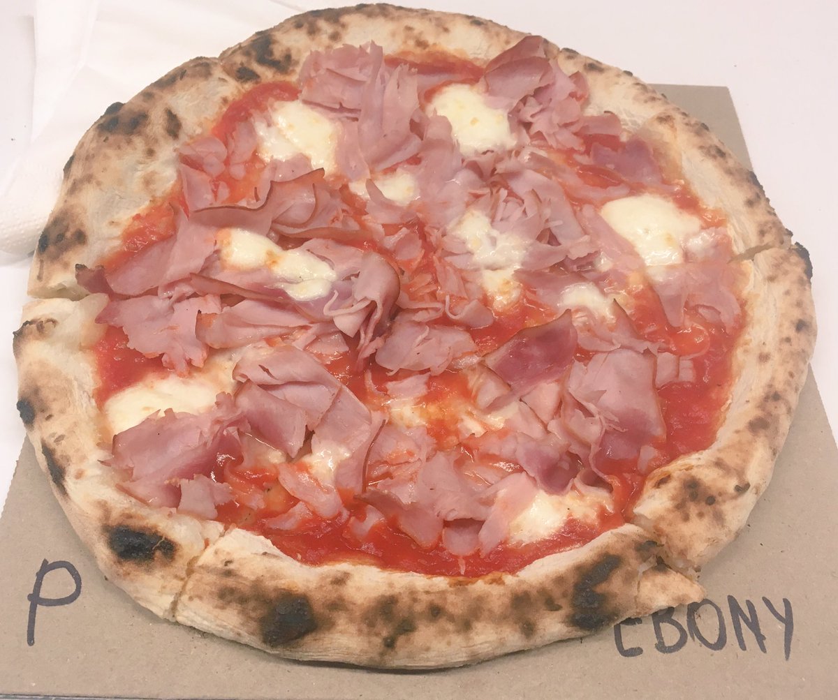 Some of the great pizza we served up <a href="/EATSTREETMARKET/">Eat Street Northshore</a> this weekend #Pizzeria4007