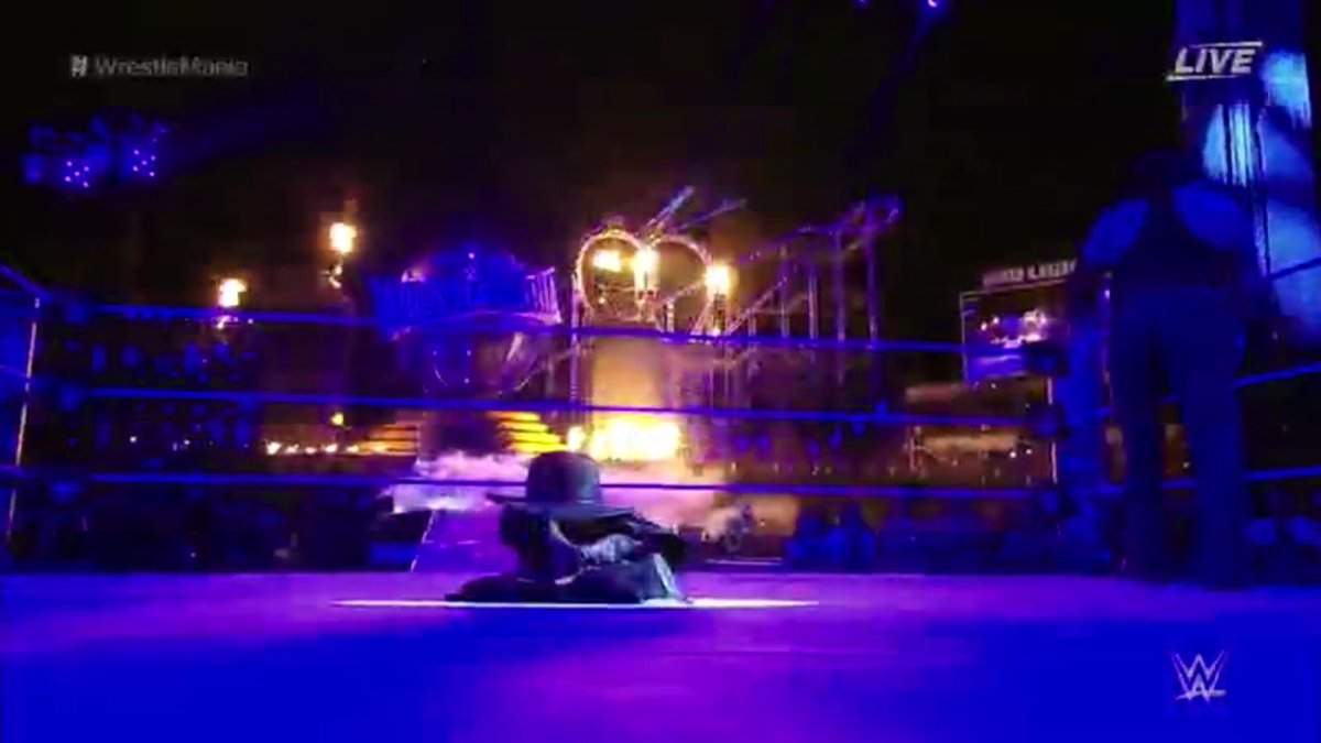 sassygirl_summi's tweet image. Win or lose Ur the real Hero
None delivrs a better matchup than U #WrestleMania #Undertaker ur still the best❤ #Respect  #ThankYouTaker 😭