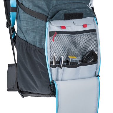 EVOCSports_SA's tweet photo. Introducing our PHOTOP 22L camera bag! 
Ideal for keeping all your gear safe while finding the ideal location for that perfect shot! https://t.co/9A1P37KPlP